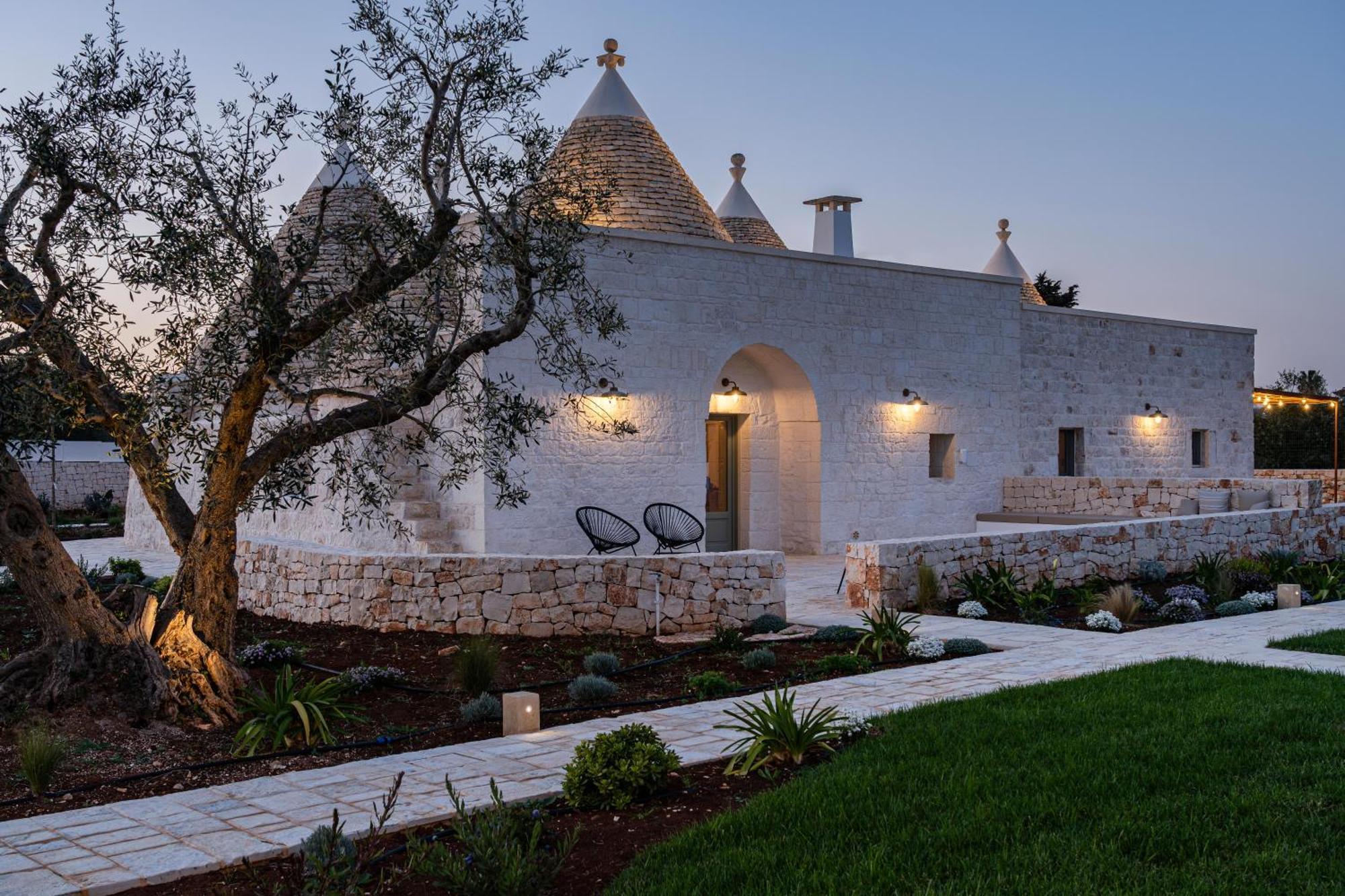 Trullo Jale - Boutique Apartments Ostuni Ngoại thất bức ảnh