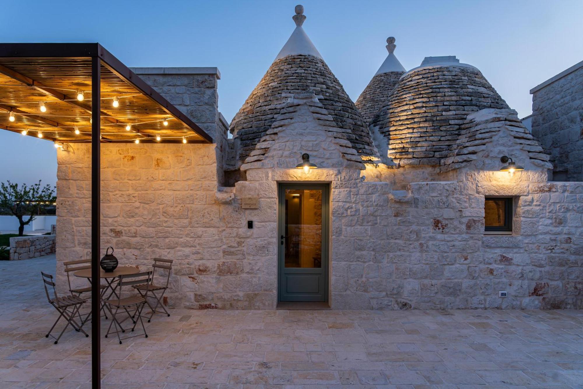 Trullo Jale - Boutique Apartments Ostuni Ngoại thất bức ảnh