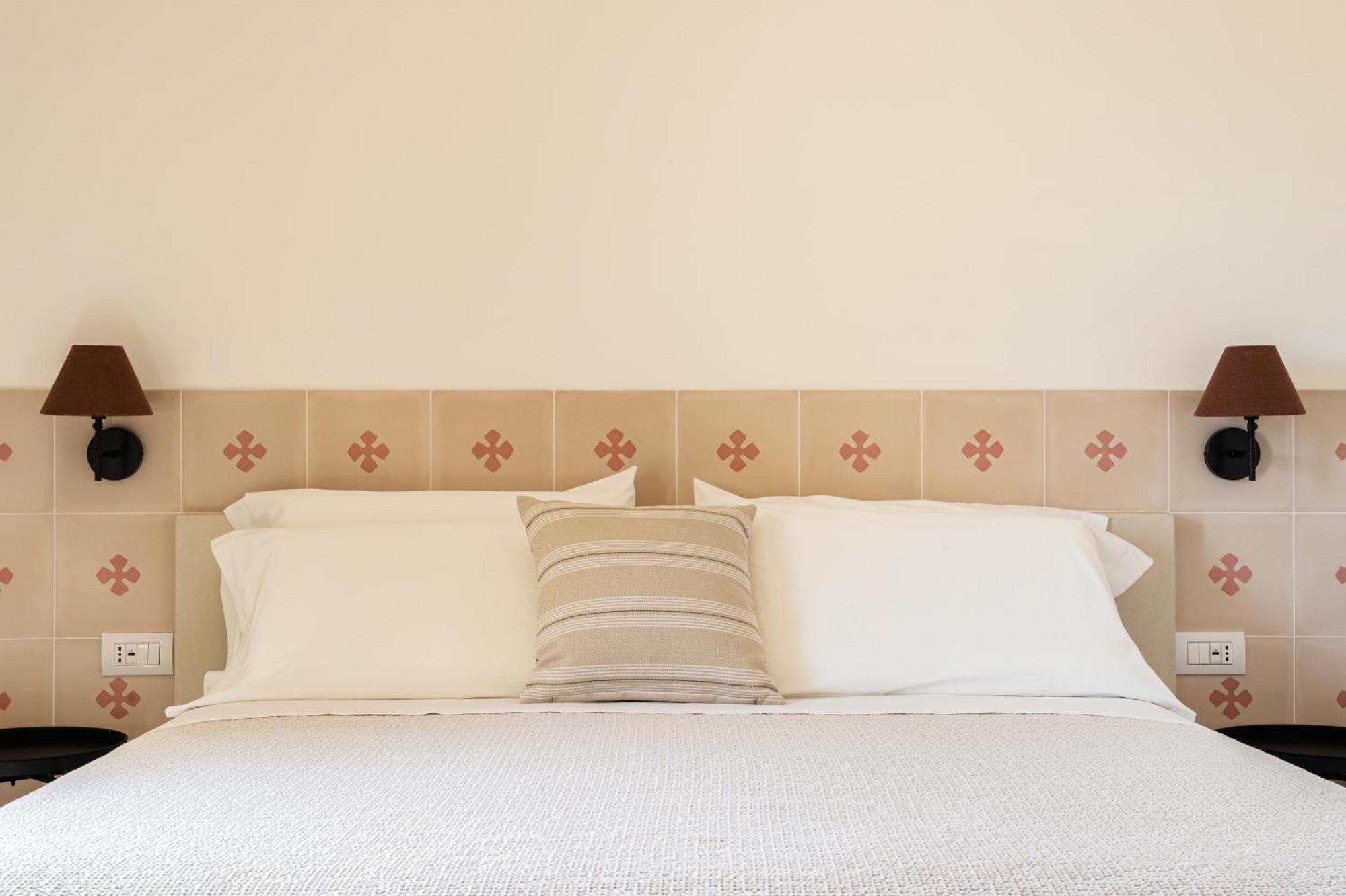 Trullo Jale - Boutique Apartments Ostuni Ngoại thất bức ảnh