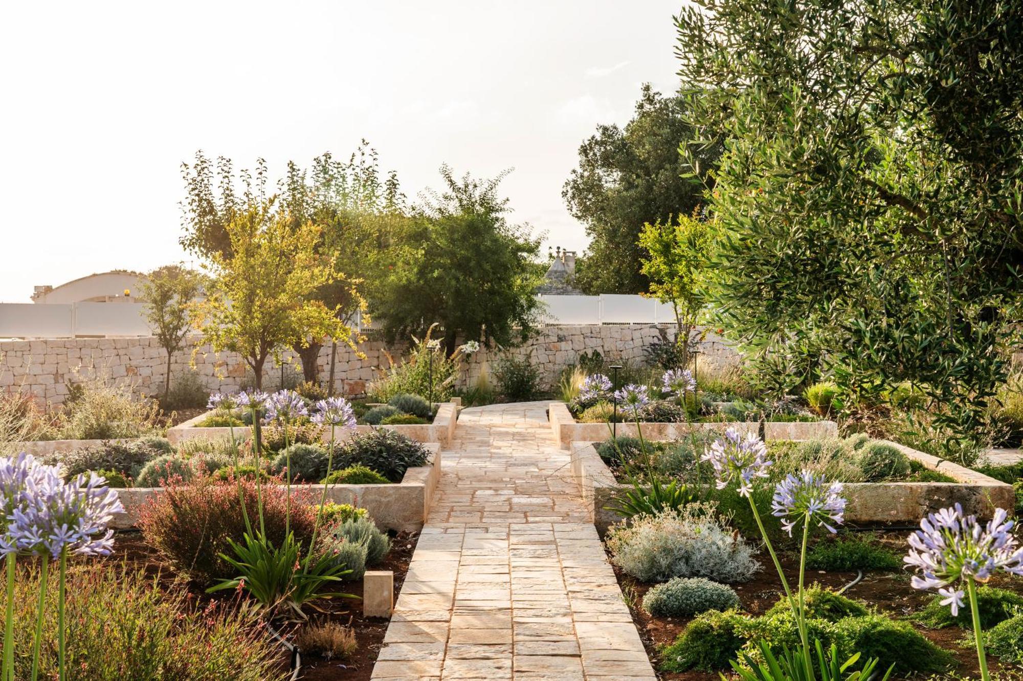 Trullo Jale - Boutique Apartments Ostuni Ngoại thất bức ảnh