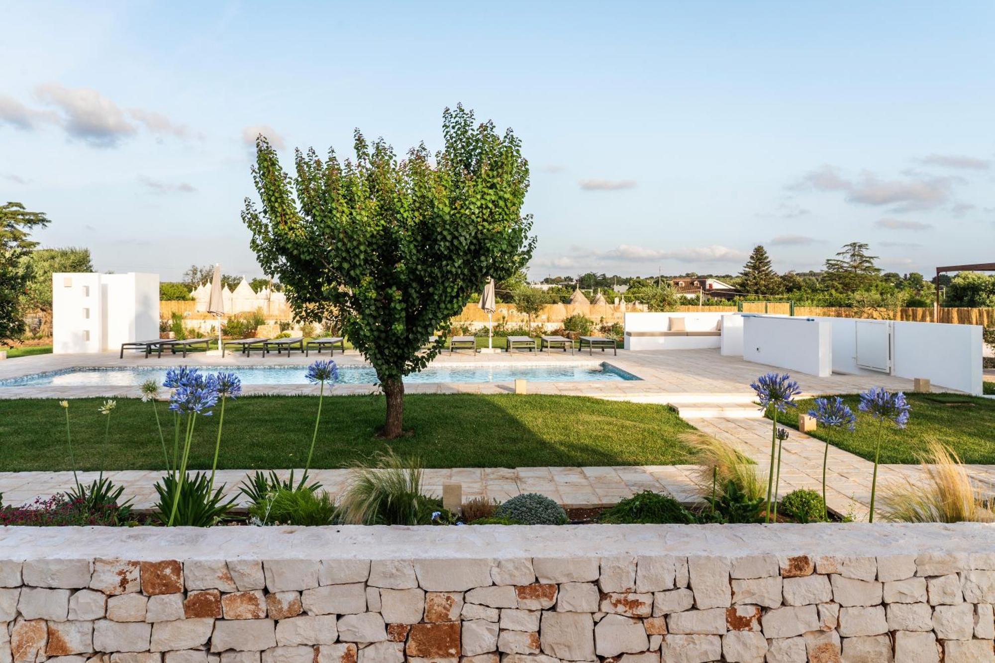 Trullo Jale - Boutique Apartments Ostuni Ngoại thất bức ảnh