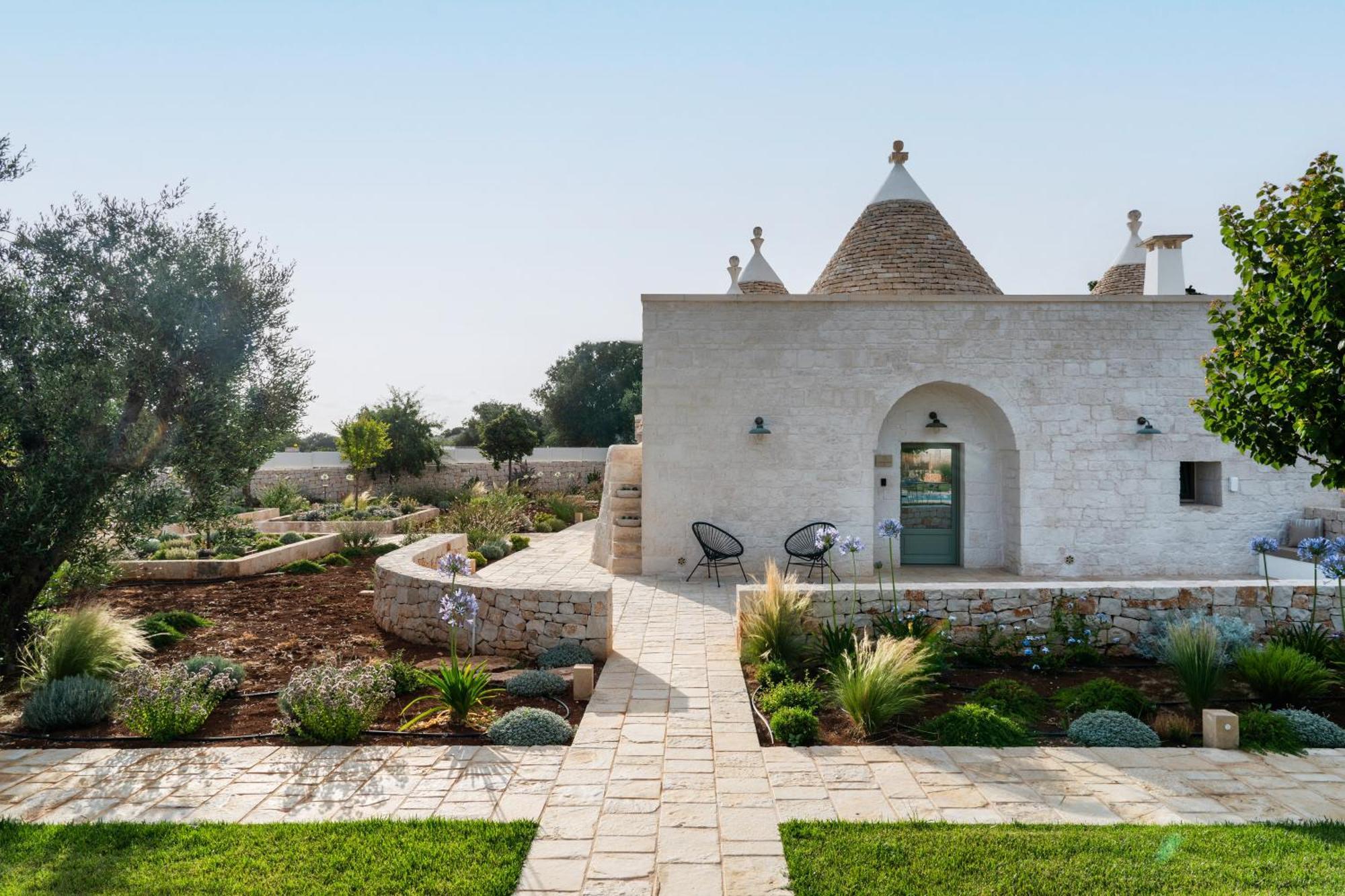 Trullo Jale - Boutique Apartments Ostuni Ngoại thất bức ảnh